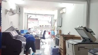 Cho thuê nhà nguyên căn mặc tiền đường kinh Doanh 4x18 trệt 2 lầu