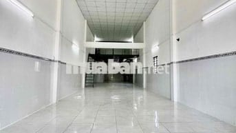 Nhà Trệt Trống Xuốt DT 5x25 Có Gác Lửng Hợp May Mặc Kho Chứa Hàng