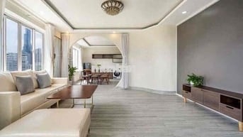PENTHOUSE rộng CHÀ BÁ có gắn BANCONG thuận tiện đi bộ sang Bùi Viện