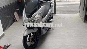 Xe nhà dùng từ lúc mua PCX chạy tốt máy êm