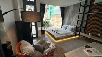THUÊ PHÒNG 30M2 BAN CÔNG PHAN VĂN HÂN GẦN QUẬN 1 NGÃ TƯ HÀNG XANH
