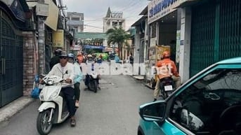 CHDV 5 TẦNG. GẦN BXMĐ. THU NHẬP 50TR/TH. SÁT HXH. SHR VUÔNG VỨC. 9,x T