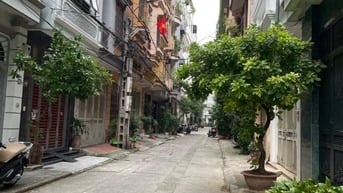 Cho thuê Phòng  ngõ 160 Trần Đại Nghĩa Dt 16m2 3,5tr/1 th,