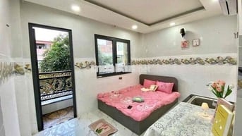 🌻Ban Công - Cửa Sổ Lầu 1 🌻Full Nội Thất🌻Giờ Giấc Tự Do🌼Hầm Xe Rộng
