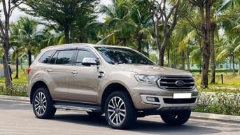 ✅ Ford Everest Nhập Thái 2 Cầu - Xe Zin có Góp