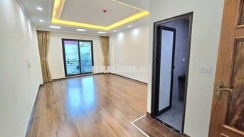 Cần bán nhà riêng HÀO NAM 5T DT 25M 90M ra phố bán nhỉnh 6 tỷ