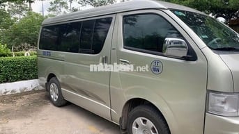 Toyota Hiace 2005 - xe xài kỹ còn rất đẹp