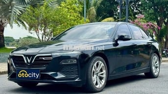 VinFast Lux A Base 2022 - Màu đen - 2v2km