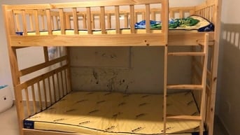 Giường 2 tầng gỗ cao su 1,2 x 2m x 1,6m tặng Nệm