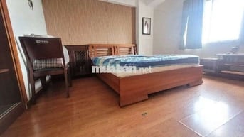 Chung cư Miếu nổi ,55m2, 2pn thoáng mát.sát khu ẩm thực phan xích long