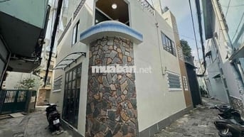 Cho thuê nhà góc 2MT HBG Lê Quang Định P.7, Q.Bình Thạnh
