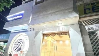 CHO THUÊ NHÀ 1 TRỆT 4 LẦU, TRUNG TÂM NINH KIỀU CẦN THƠ