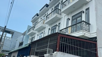 🏡 Bán nhà 2 lầu + sân thượng, trung tâm Cần Giuộc – Long An, giá tốt