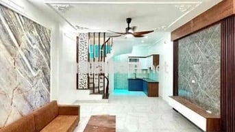 Trương Định - Giáp Bát oto đỗ cửa, thông kinh doanh, mặt Tiền 4.5m