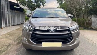Innova 2020 số sàn màu xám