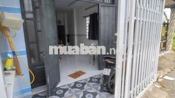 Mình cần bán căn nhà đang ở , hiện trạng mới, nhà SHR