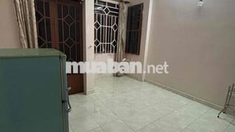 Pass phòng 3tr4 ban công Q10 hỗ trợ 500k