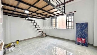 CHDV Mới 100% - Cửa Sổ Lớn - Full Nội Thất - Ngay Cầu Tạ Quang Bửu