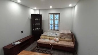 Chính chủ cho thuê nhà mặt ngõ Hàng Bột