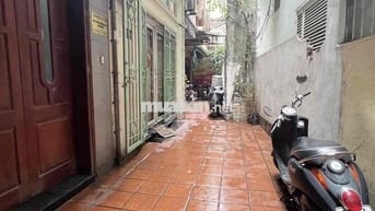 Bán Đất Hiếm Giữa Trung Tâm Phố Ngọc Lâm,LB 42M chỉ 5,x tỷ