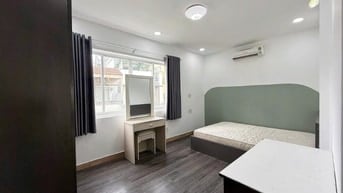 Chung cư Trương Quyền, Phường 6,Quận 3:,2p ngủ,1wc,ban công,NT, 12tr
