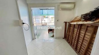 Căn hộ 1 phòng ngủ tách bếp ban công