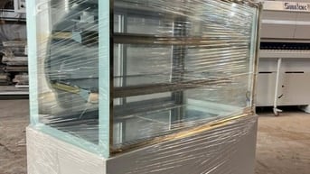Tủ Bánh Kem Kính Vuông 3 Tầng 90CM