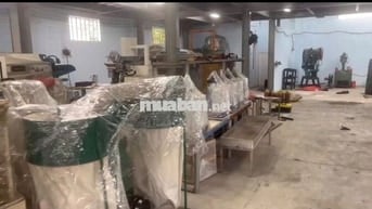 Cho thuê nhà xưởng có văn phòng mặt tiền nhựa 10m Xuân Thới Thượng ,HM