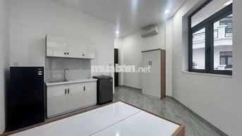 Studio ban công mới xây ngay Xuân Thới Đông - Cách Huflit chỉ 5p đi xe