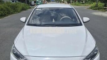 Hyundai Elentra số sàn 2019 - phân khúc C