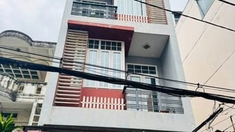 BÁN NHÀ NƠ TRANG LONG, BÌNH THẠNH GIÁ CHỈ 2TỶ650 HẺM XE HƠI 6M NHÀ MỚI