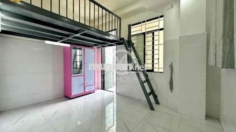 Cho Thuê Phòng Gác Ban Công To Đầy Đủ Nội Thất Gần ĐH Văn Hiến Tân Phú