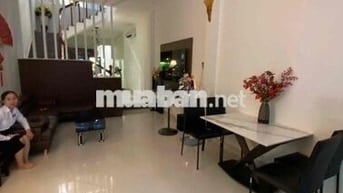bán nhà 3 tầng Mt Nguyễn Đăng Đạo DT 94m2 chỉ 8ty4