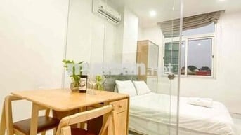 Cho thuê căn hộ dịch vụ ngay Trung tâm Q10