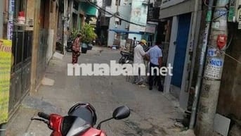 Cho thuê nhà mặt tiền đường 3/2, P.2, Q.11 giá 14.5tr