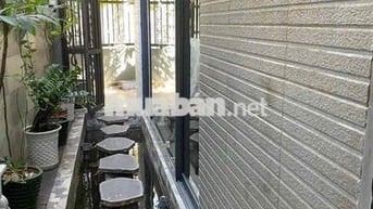 Cho thuê mặt bằng hẻm xe tải Âu Dương Lân