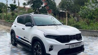 Kia Sonet 2023 Luxury 1.5 AT - 60000 km