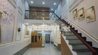 NHÀ ĐẸP MẶT TIỀN ĐƯỜNG TIỆN KINH DOANH MUA BÁN