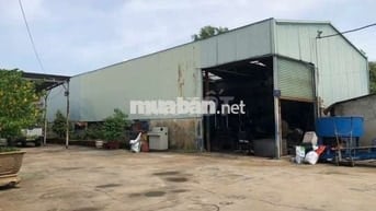 XƯỞNG 300m2 - SÂN RỘNG -+ LẠI HÙNG CƯỜNG -- VLB