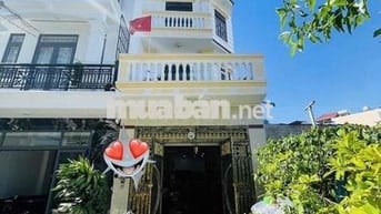 NHÀ 3 TẦNG TRẦN THỊ HÈ Q12 - DT65m2 HẺM OTO TẢI GIÁ 5T4