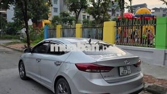 Hyundai Elantra 2016 xe tư nhân gia đình sử dụng