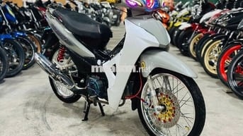 XE MÁYTHANHTÙNG_WAVE A 110 ĐỘ FULL ĐỒ CHƠI MÁY ZIN