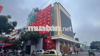 Cho thuê MBKD 218m2 đẹp Phố cổ, 3 mặt tiền Hồ Gươm, giá 400 triệu