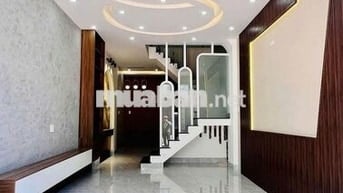 Chính chủ cho thuê nhà 211/2a Hoàng Văn Thụ, Phường 9, Phú Nhuận.