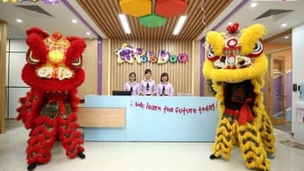 Có nên nhượng quyền trung tâm tiếng Anh cho trẻ em? Góc nhìn từ thực t
