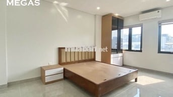 CĂN HỘ 1N1K BAN CÔNG MÁY GIẶT RIÊNG NGAY NGOẠI GIAO ĐOÀN,HV HÀNH CHÍNH