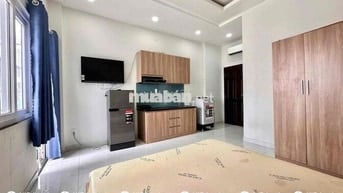 Phòng rộng 25m2 máy giặt riêng ngay khu bông sao