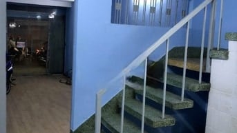 Cho thuê nhà mặt tiền Lạc Long Quân,P.10, Q.TB giá 15tr