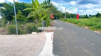Đất thổ cư nở hậu DT 848,1m2, đường nhựa, dân cư đông tại Bình Dương