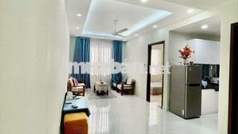 Cho thuê green river 2 phòng ngủ 2wc trống 8,5tr.Full nội thất 10,5tr